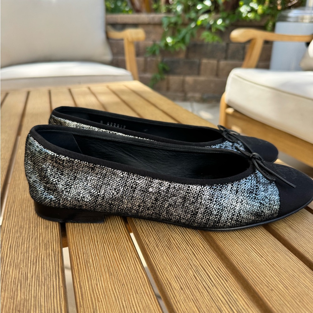 CHANEL Black and Silver Ballet Flats